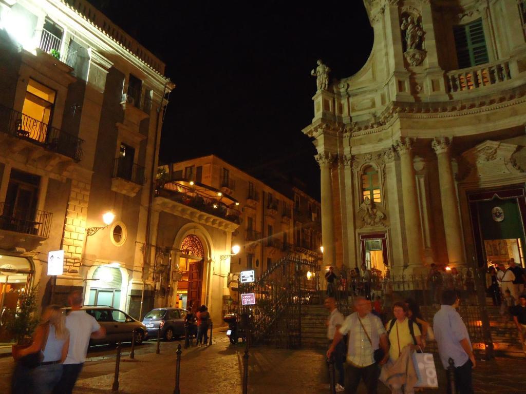 Hotel Trieste Catania Exterior foto